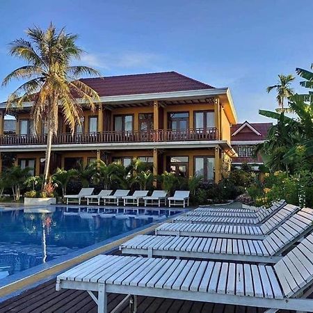 Golden Hotel Dondet Muang Không Екстериор снимка