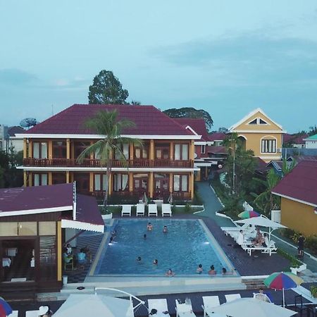 Golden Hotel Dondet Muang Không Екстериор снимка