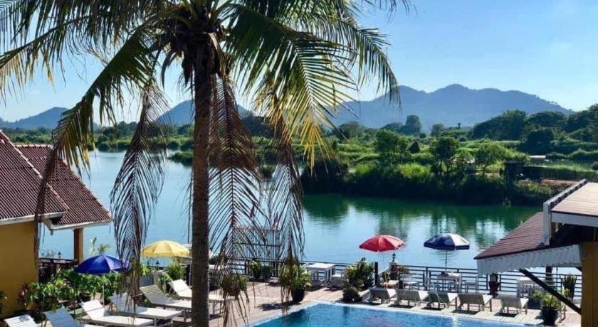 Golden Hotel Dondet Muang Không Екстериор снимка