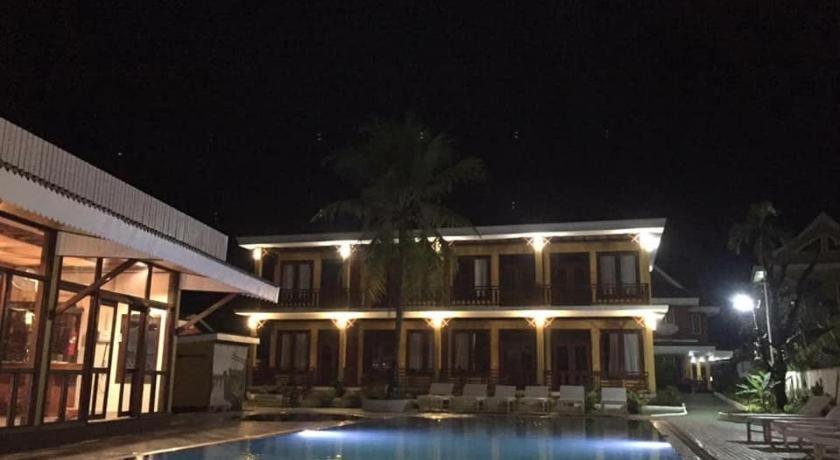 Golden Hotel Dondet Muang Không Екстериор снимка