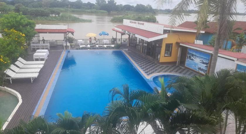 Golden Hotel Dondet Muang Không Екстериор снимка