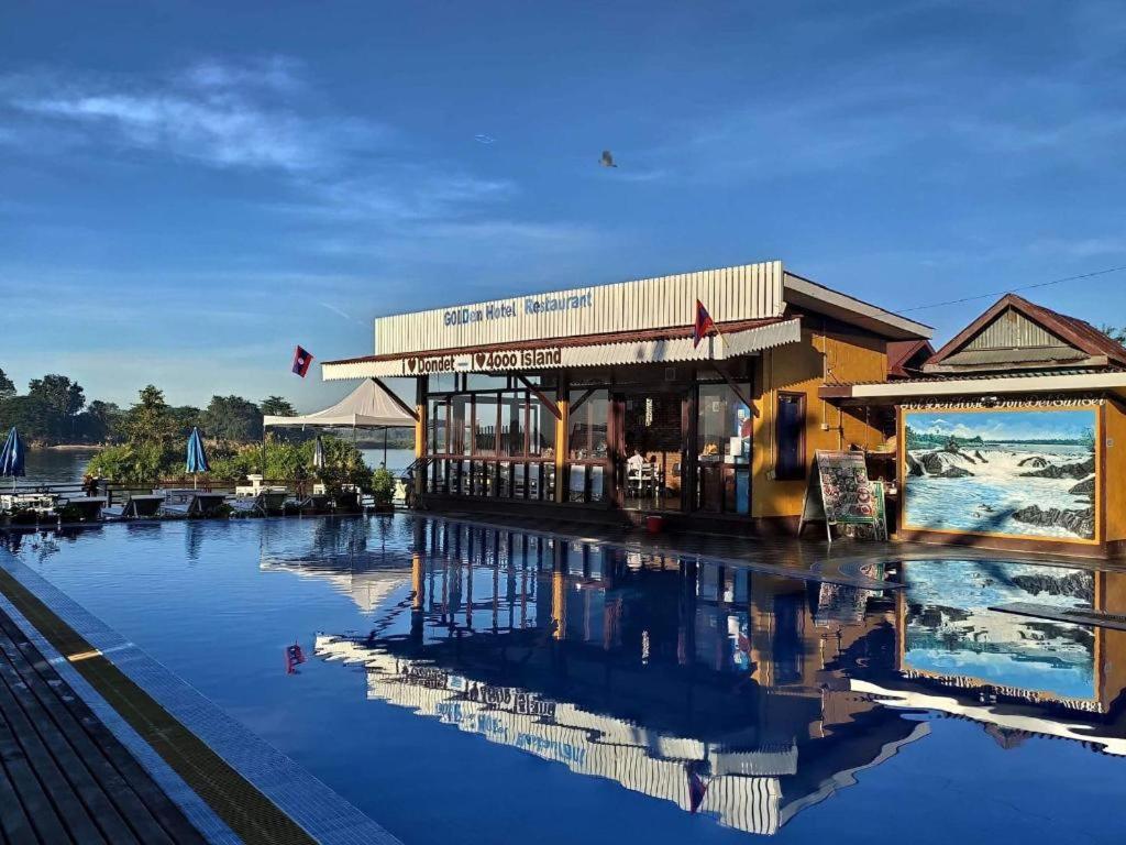 Golden Hotel Dondet Muang Không Екстериор снимка