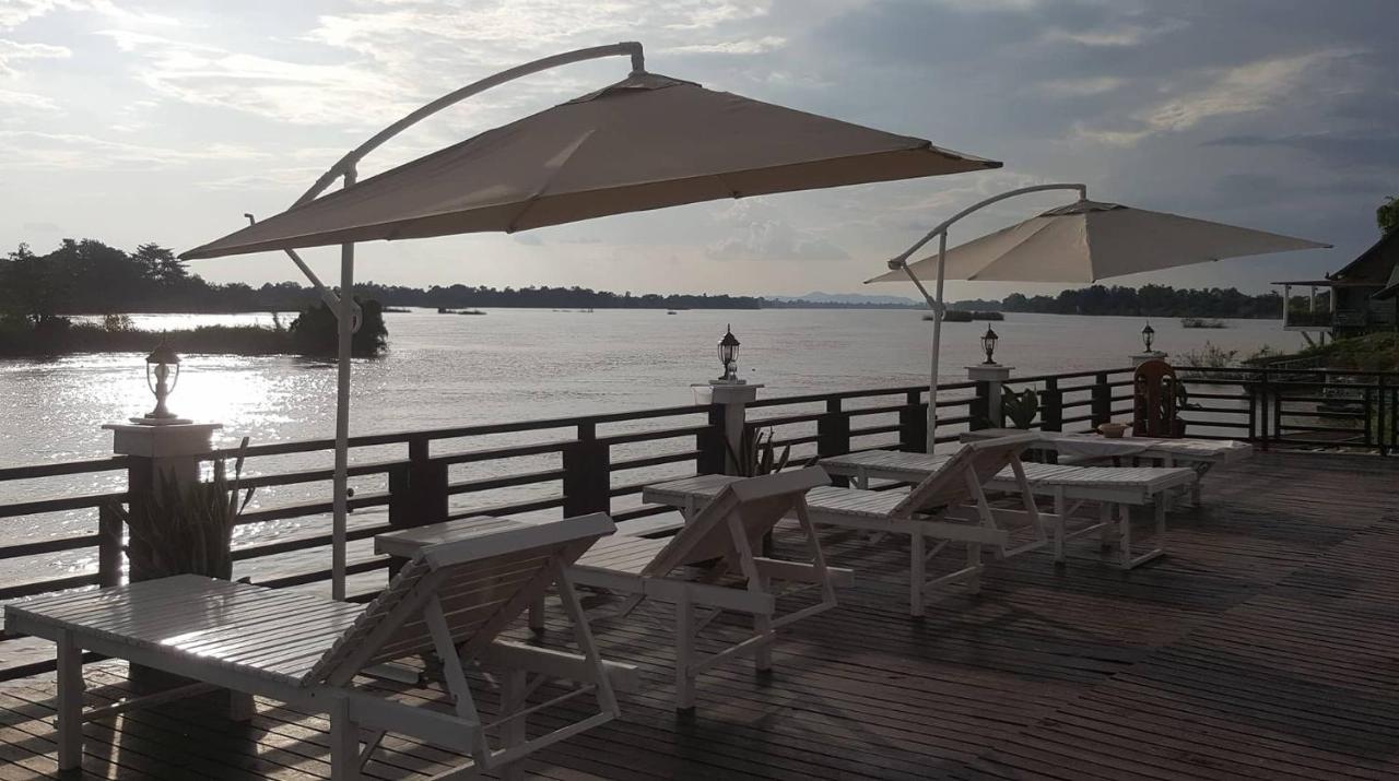 Golden Hotel Dondet Muang Không Екстериор снимка